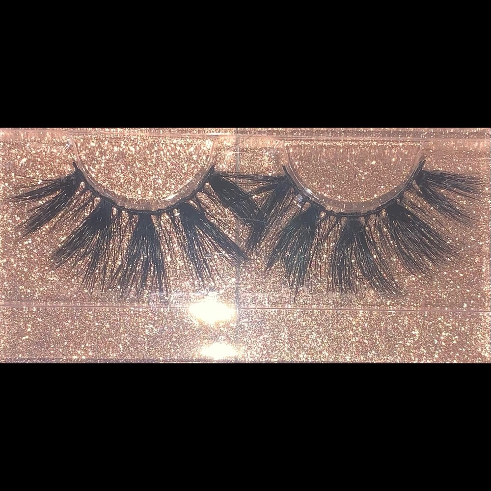 Mink Lash Strips